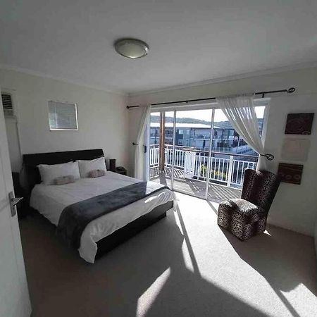 Waterfront - 1 South Quay Lovely Two Bed On Water Knysna Exterior foto